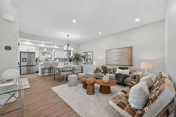 420 Lewiston LNDG NE, Calgary, AB T3L 2M4
