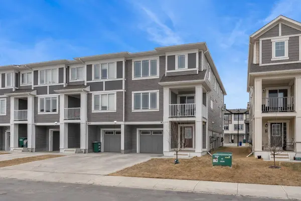 316 Windbury RD SW, Airdrie, AB T4B 5J5