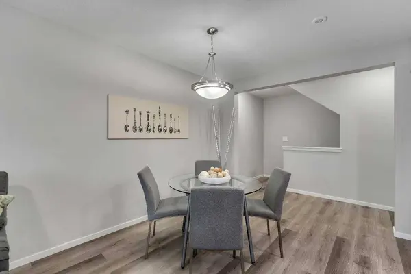 316 Windbury RD SW, Airdrie, AB T4B 5J5