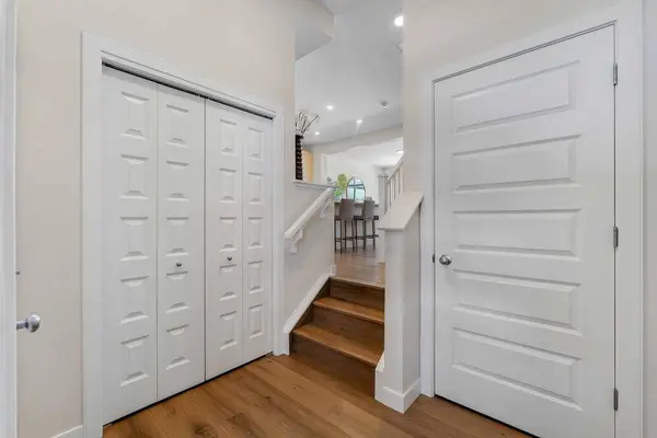 434 South Shore DR, Chestermere, AB T2P 3H9