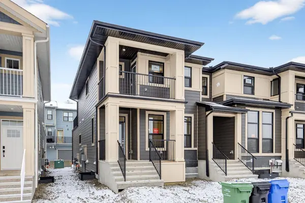 338 Alpine BLVD SW, Calgary, AB T2Y 0Y4