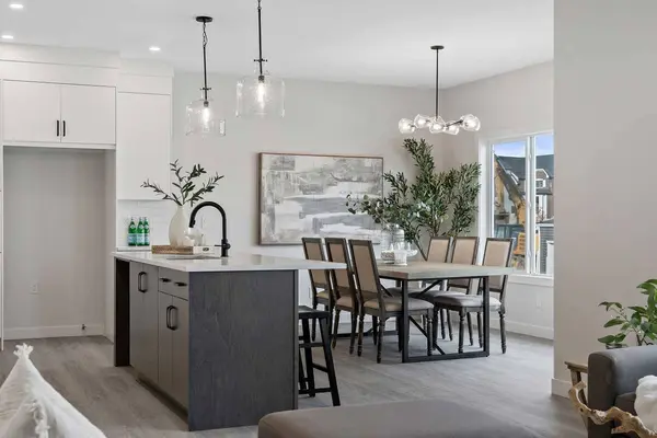 470 Baywater GN, Airdrie, AB T4B0A9