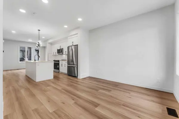 83 Arbour Lake CT NW #1101B, Calgary, AB T3G 0H6