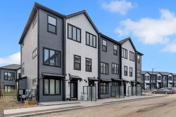 83 Arbour Lake CT NW #1101B, Calgary, AB T3G 0H6