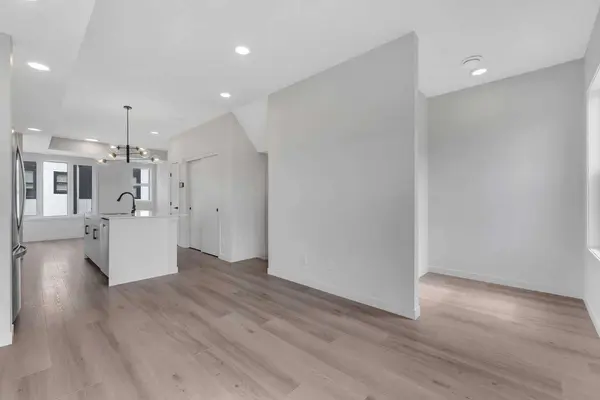 120 Arbour Lake, Calgary, AB T3G 0H6