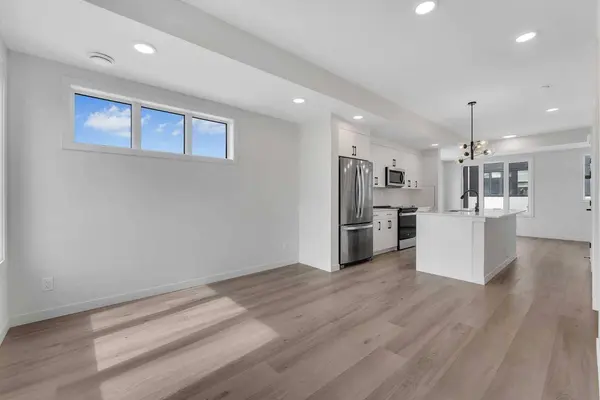 120 Arbour Lake, Calgary, AB T3G 0H6