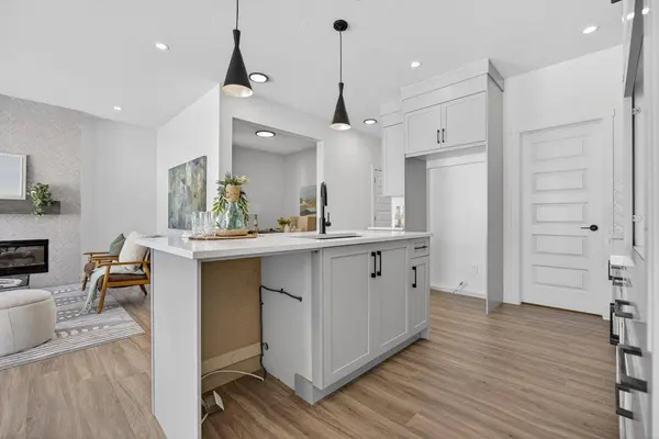 1090 Bayview CRES, Airdrie, AB T4B 5N5