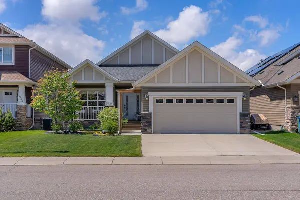 2381 Bayside CIR SW, Airdrie, AB T4B 0A8
