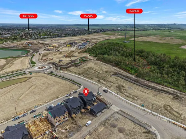 46 Tillotson LOOP, Okotoks, AB T1S 1S5
