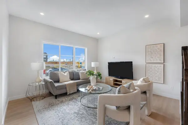 416 Lewiston Common NE, Calgary, AB T3P 0T7