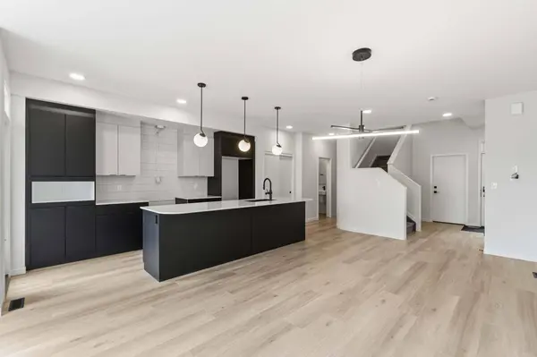 86 E Heritage Heath, Cochrane, AB T4C 3L4