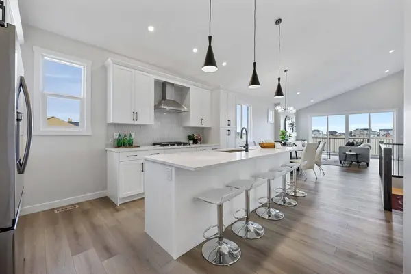 26 Baywater Rise SW, Airdrie, AB T4B 3V3