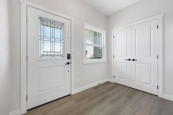 26 Baywater Rise SW, Airdrie, AB T4B 3V3