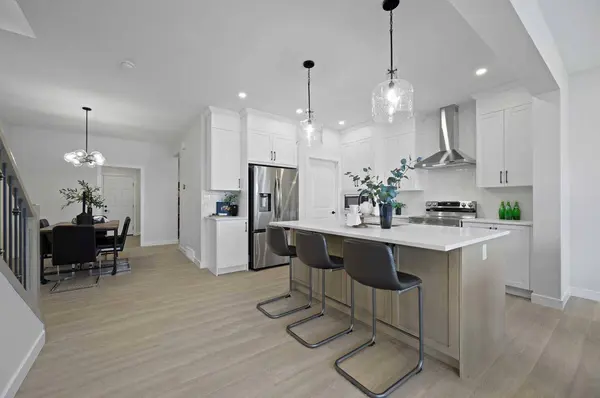 7 Fireside Common, Cochrane, AB T4C 3E1