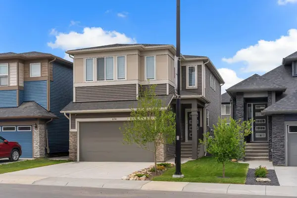 674 Creekmill CT SW, Airdrie, AB T4B 5J8