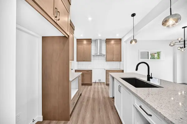 1359 Bayview CRES SW, Airdrie, AB T4B 5P1