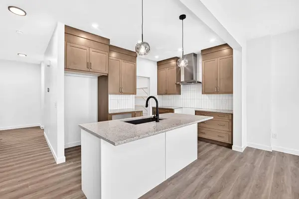 1359 Bayview CRES SW, Airdrie, AB T4B 5P1