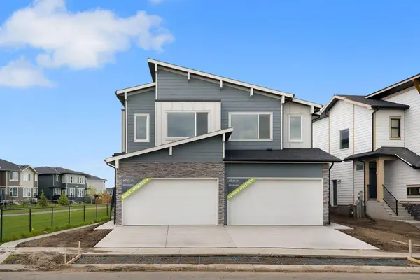 394 South Shore DR, Chestermere, AB T1X 2Y6