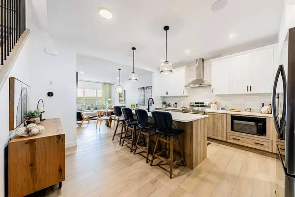235 Lewiston DR NE, Calgary, AB T3P 2H7