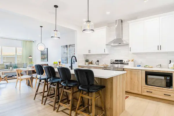 235 Lewiston DR NE, Calgary, AB T3P 2H7