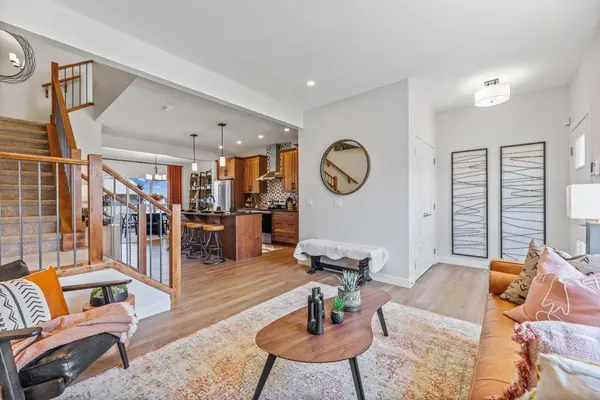 14 Fireside Close, Cochrane, AB T4C 3M6
