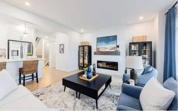 1010 Bayview CRES SW