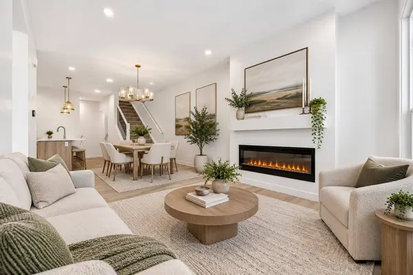 441 Alpine BLVD