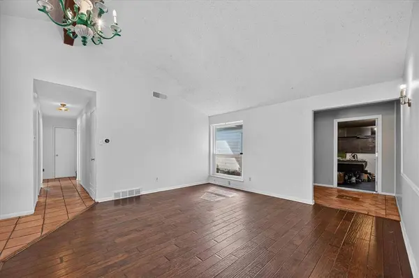 1110 Vegas Drive, Garland, TX 75042