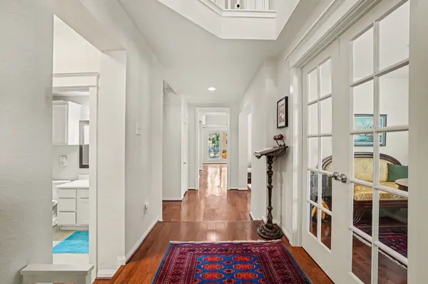 62 W Tapestry Park CIR, The Woodlands, TX 77381
