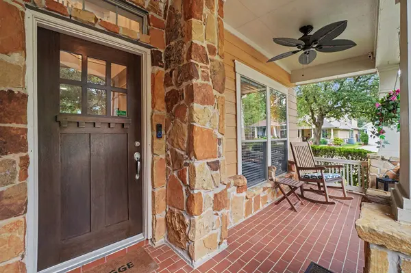 62 W Tapestry Park CIR, The Woodlands, TX 77381
