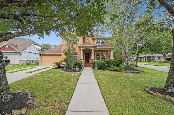62 W Tapestry Park CIR, The Woodlands, TX 77381