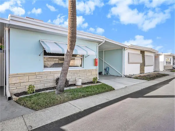 250 ROSERY RD NW #260, Largo, FL 33770