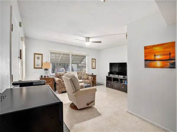 250 ROSERY RD NW #260, Largo, FL 33770