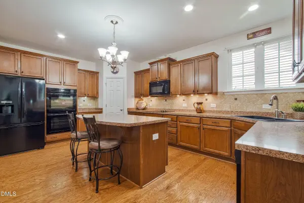 4 Tall Leaf TRL, Durham, NC 27712