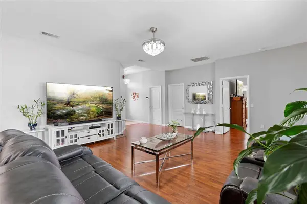 3813 BLUE DASHER DR, Kissimmee, FL 34744