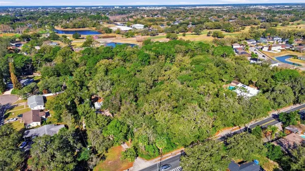 932 COUNTRY CLUB RD, Sanford, FL 32773