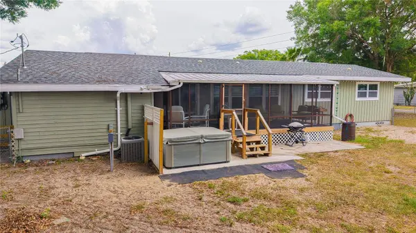 5233 HILL DR, Zephyrhills, FL 33542