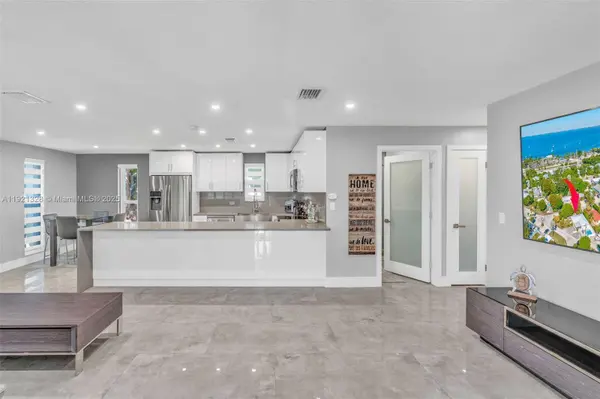 222 2nd Rd, Key Largo, FL 33037