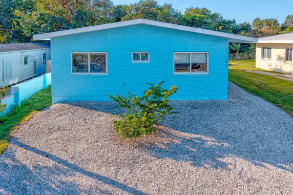34 Hibiscus LN, Key Largo, FL 33037