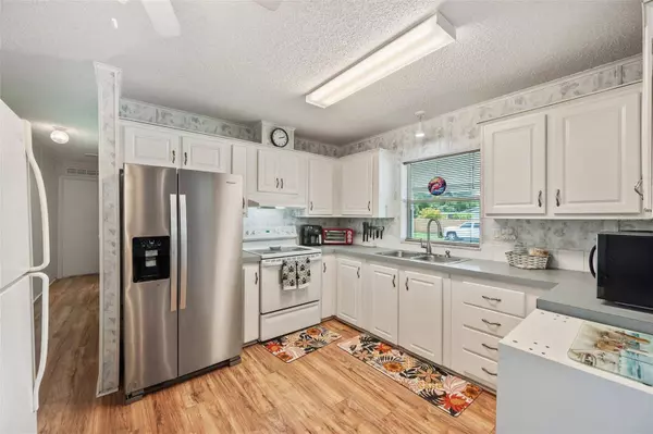 6190 106TH AVE N, Pinellas Park, FL 33782