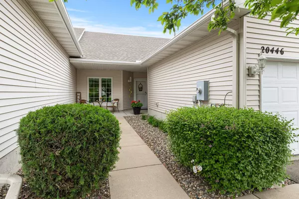 20446 Cypress DR, Farmington, MN 55024