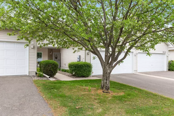 20446 Cypress DR, Farmington, MN 55024