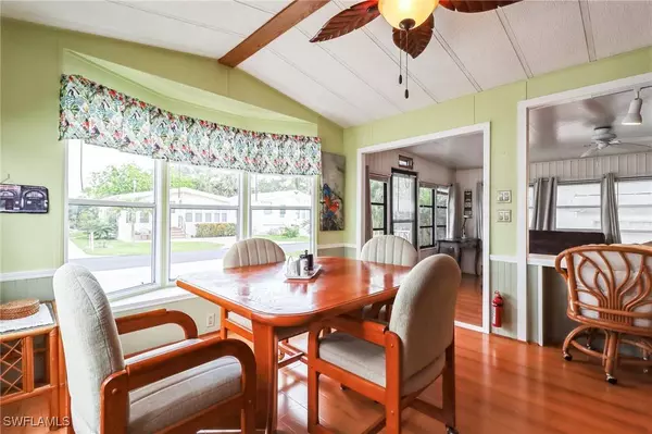 3213 Debbie LN, Bonita Springs, FL 34134