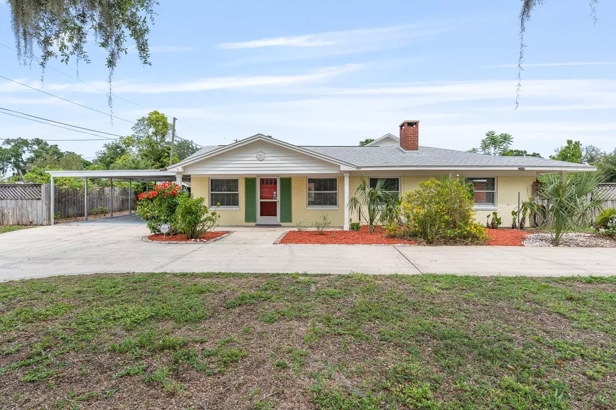 Eustis, FL 32726-5707,1411 Cliff Ave