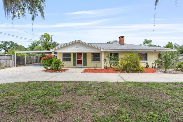 1411 Cliff Ave, Eustis, FL 32726-5707