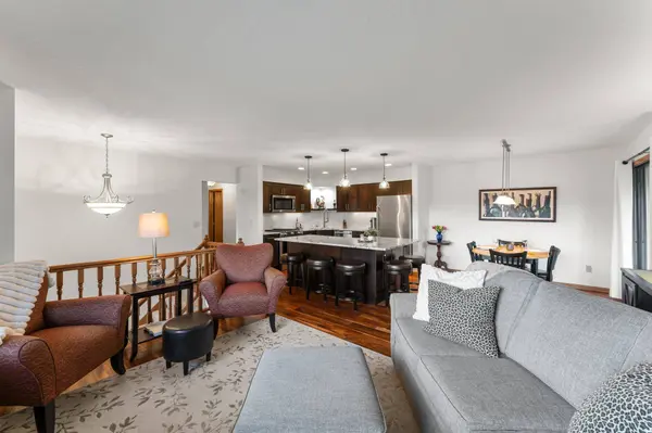 5605 Donegal DR, Shoreview, MN 55126