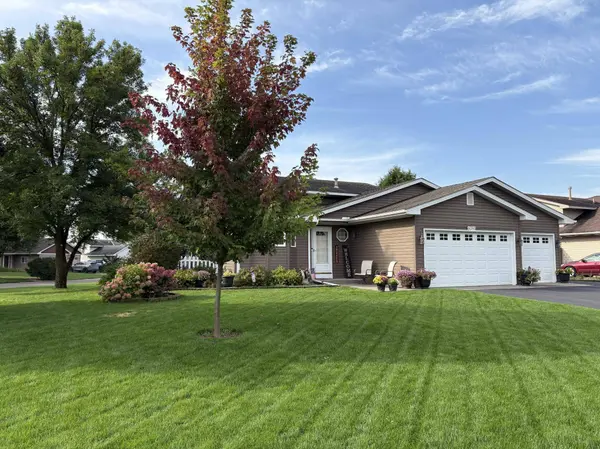 6243 145th ST N, Hugo, MN 55038