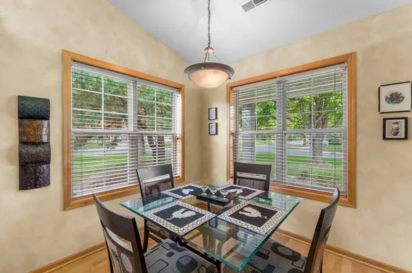 308 Arrowhead DR, Lino Lakes, MN 55014