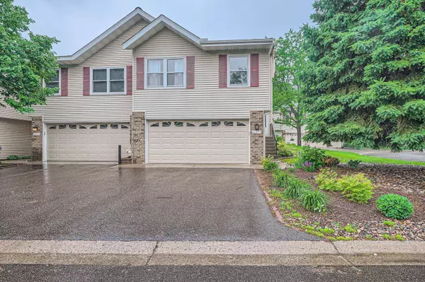 4271 Boulder Ridge PT, Eagan, MN 55122