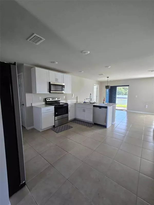 531 DAVID CIR, Labelle, FL 33935